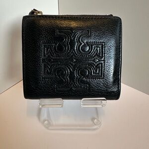 Tory Burch black leather compact wallet!